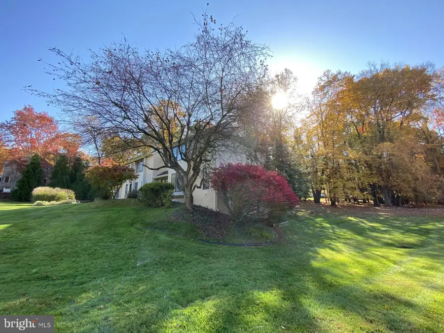 17 Jonathan Morris Cir, Media, PA 19063 - #2