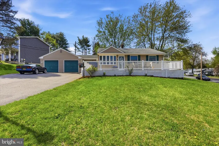 2406 Baldwin Run Dr, Aston, PA 19014 - #2