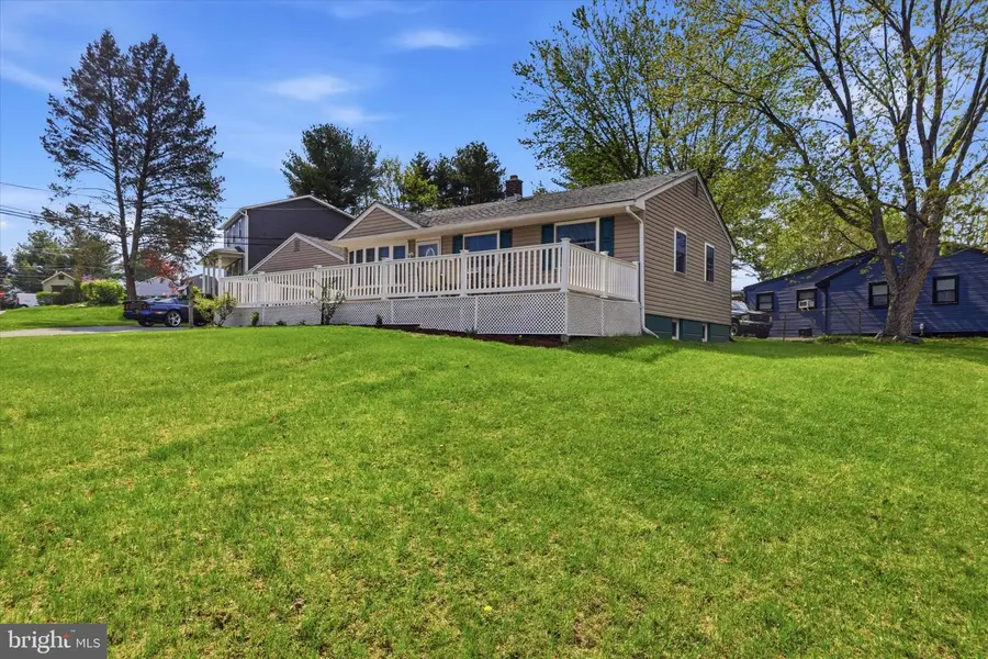 2406 Baldwin Run Dr, Aston, PA 19014 - #3