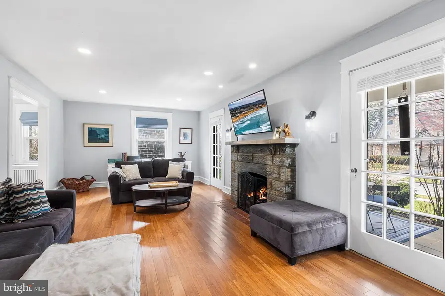 521 Strathmore Rd, Havertown, PA 19083 - #3