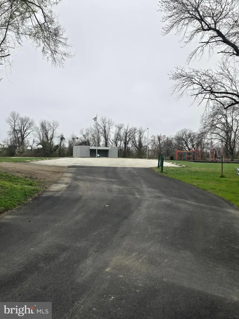 936 Taylor Dr, Folcroft, PA 19032 - #3