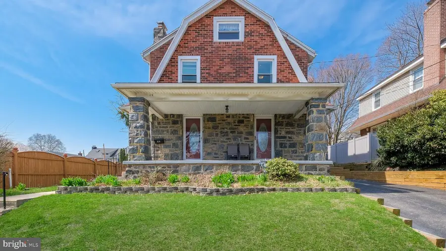 816 Foss Ave, Drexel Hill, PA 19026 - #2