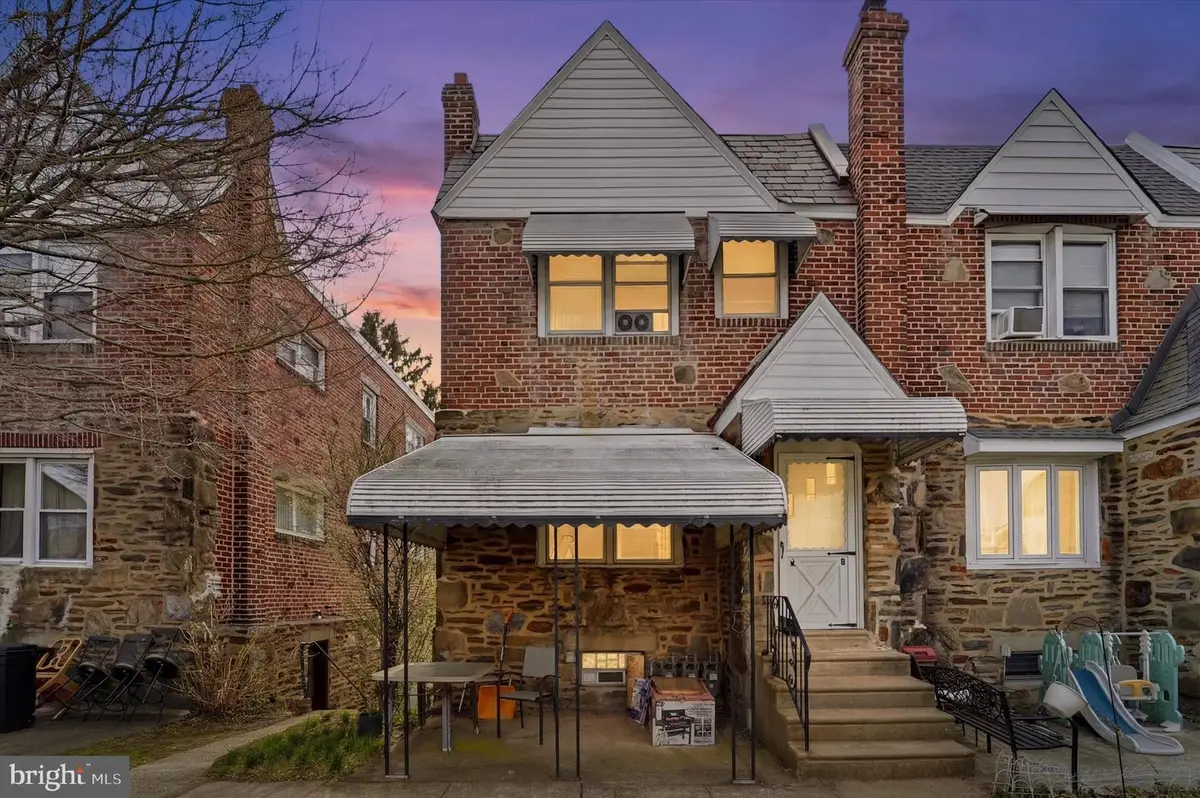 828 Fairfax Rd, Drexel Hill, PA 19026 - #1