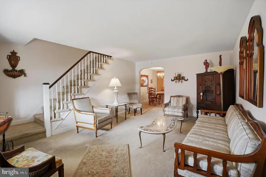 2430 Stoneybrook Ln, Drexel Hill, PA 19026 - #2