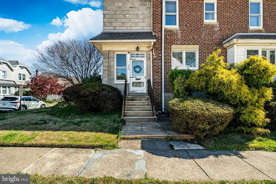 220 W Albemarle Ave, Lansdowne, PA 19050 - #2