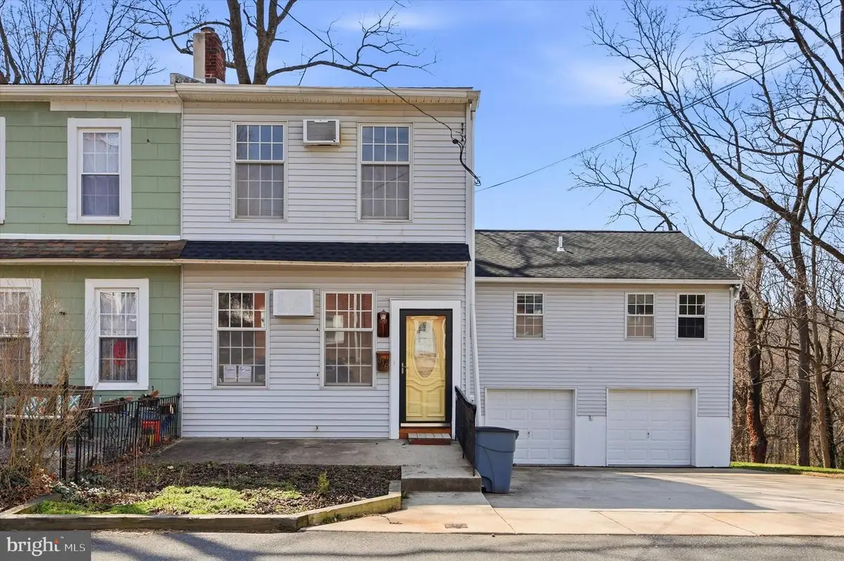 516 Anderson Ave, Drexel Hill, PA 19026 - #1