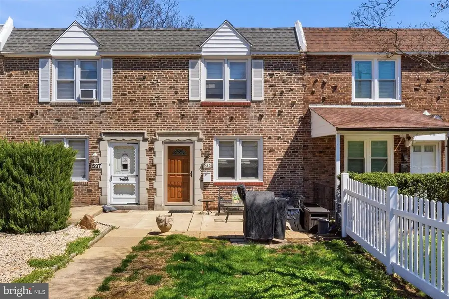 535 Seven Oaks Dr, Clifton Heights, PA 19018 - #2