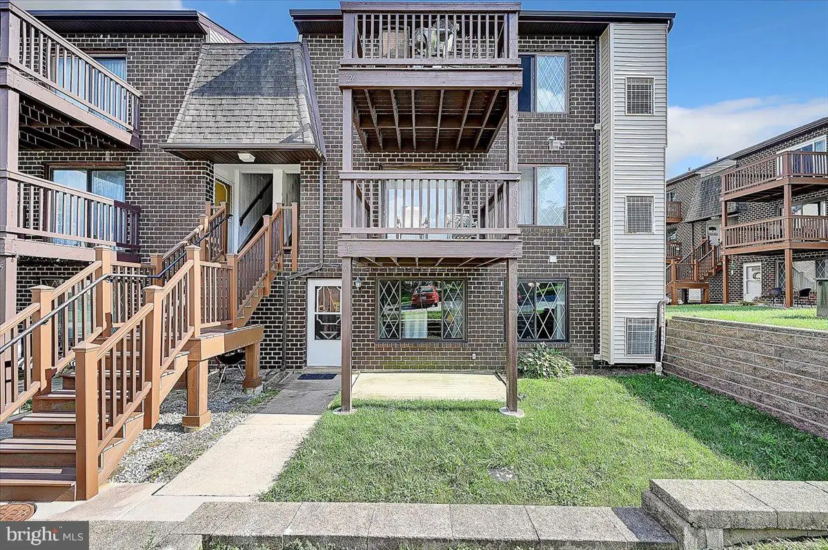 5200 Hilltop Dr #v6, Brookhaven, PA 19015 - #1