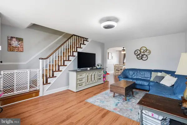 312 Spruce St, GLENOLDEN, PA 19036