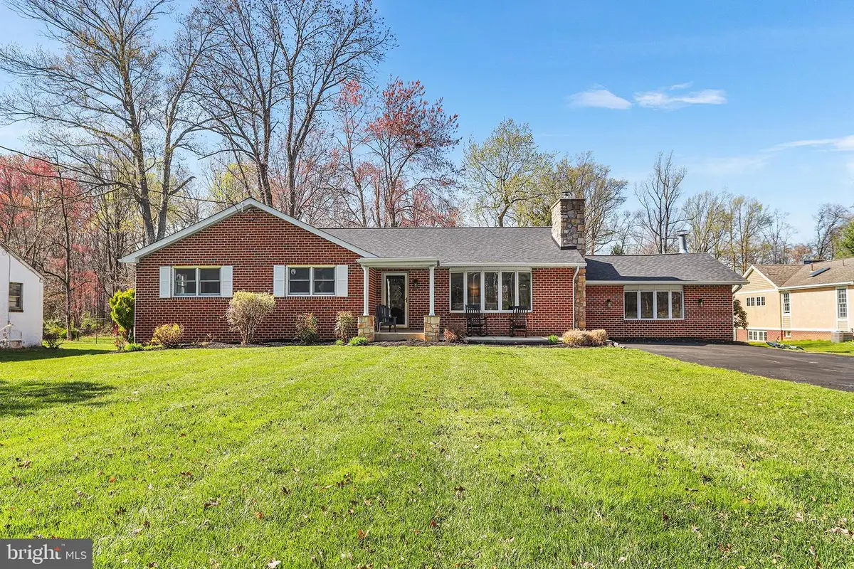 3435 Garnet Mine Rd, Garnet Valley, PA 19060 - #1