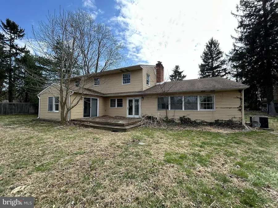 527 Cherry Ln, Lansdowne, PA 19050 - #2