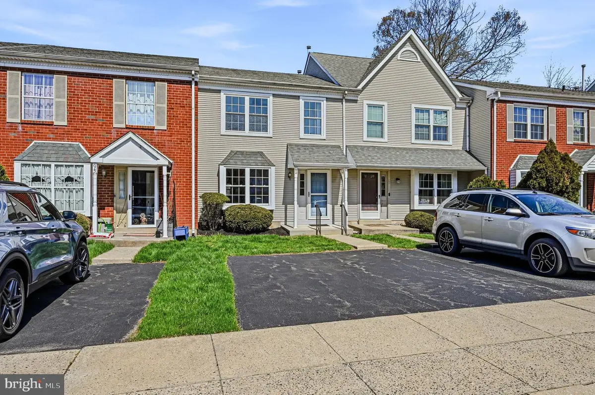 94 Victoria Dr, Aston, PA 19014 - #1