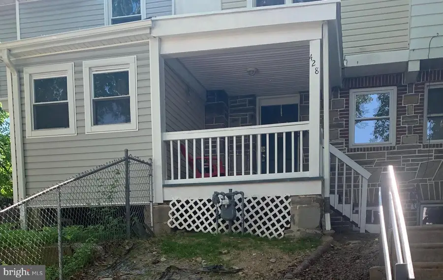 428 Croyden Rd, Upper Darby, PA 19082 - #2
