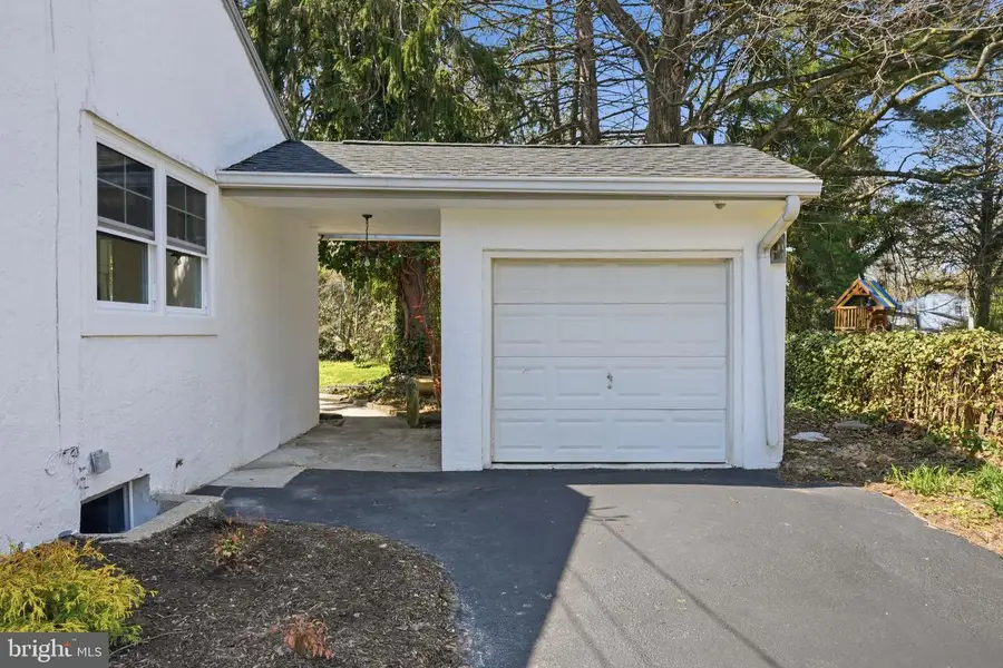 409 S Providence Rd, Wallingford, PA 19086 - #3