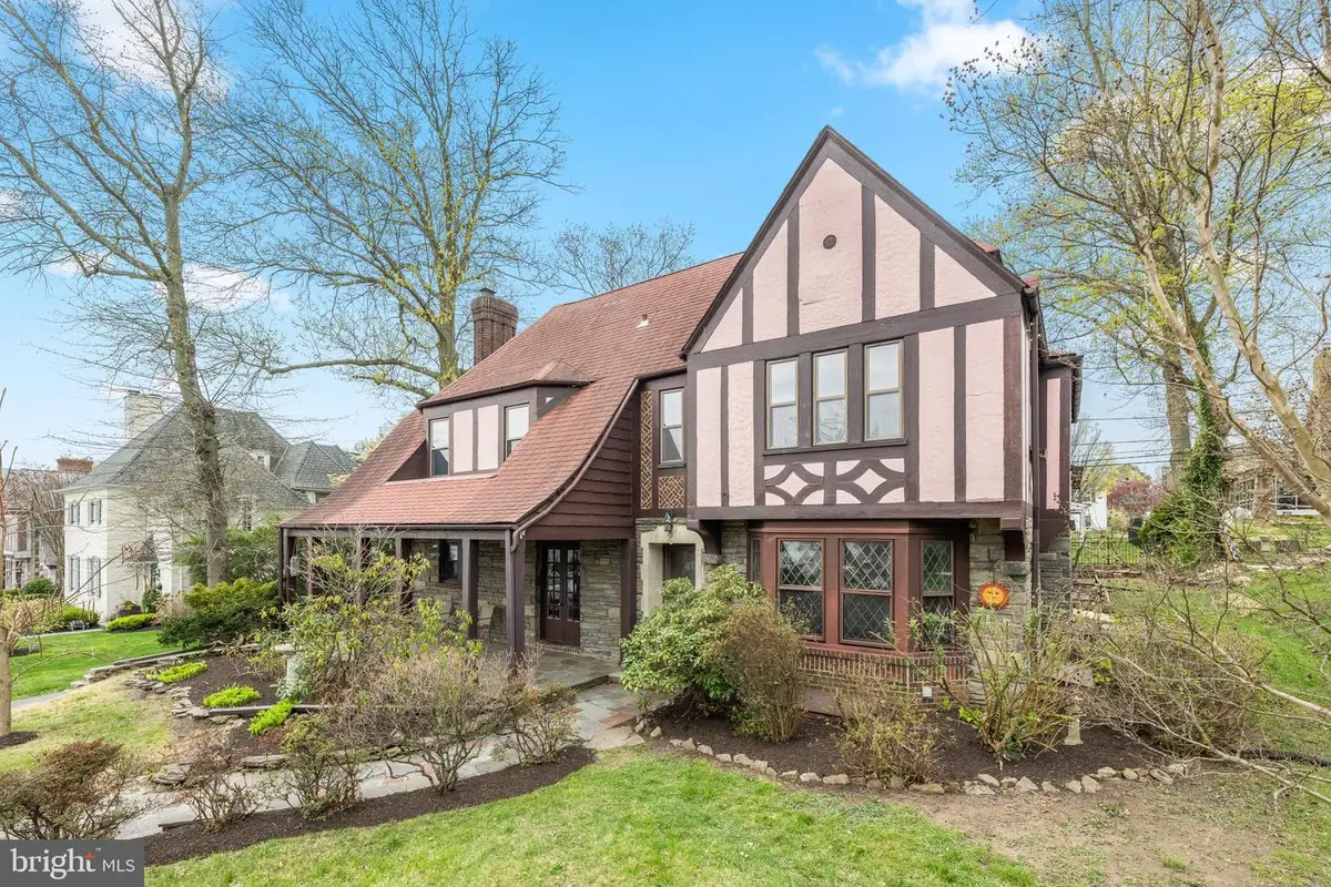 522 Brookfield Rd, Drexel Hill, PA 19026 - #1