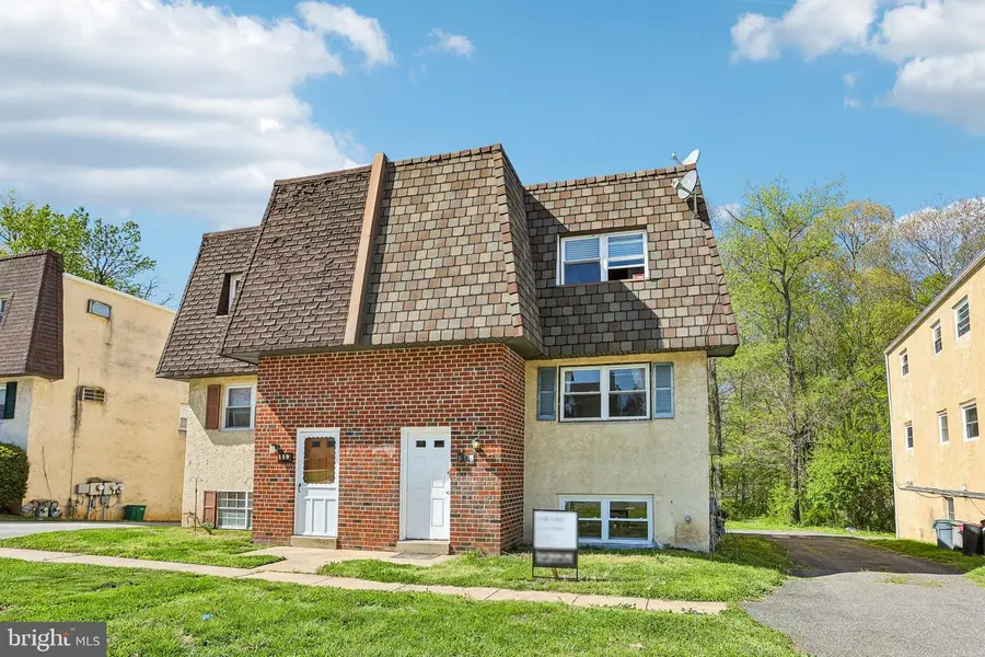 157 Meadowbrook Ln, Brookhaven, PA 19015 - #2