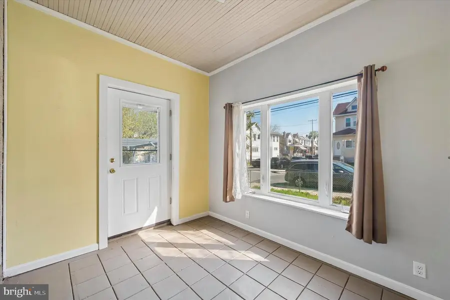 7403 Miller Ave, Upper Darby, PA 19082 - #2