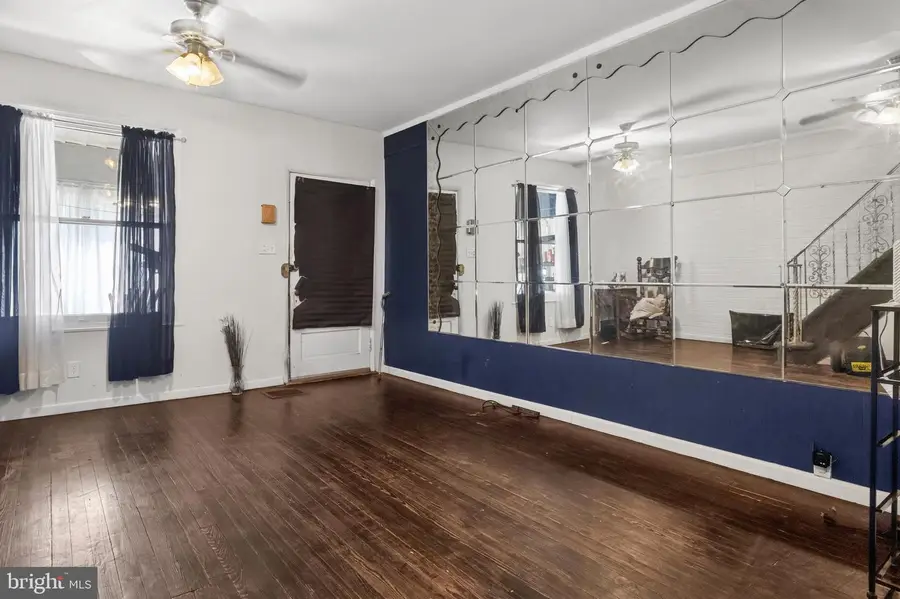 141 N 9th St, Darby, PA 19023 - #2