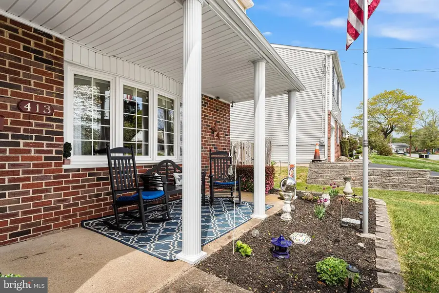 413 Camelot Dr, Brookhaven, PA 19015 - #3