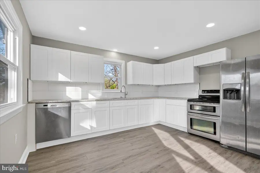 538 Pershing Ave, Darby, PA 19023 - #2