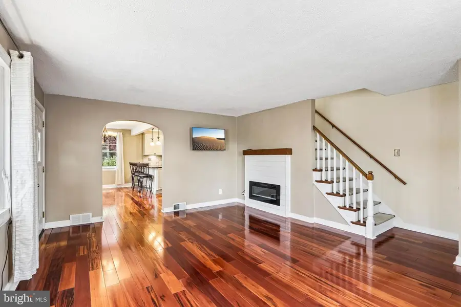 12 Vinsmith Ave, Aston, PA 19014 - #3