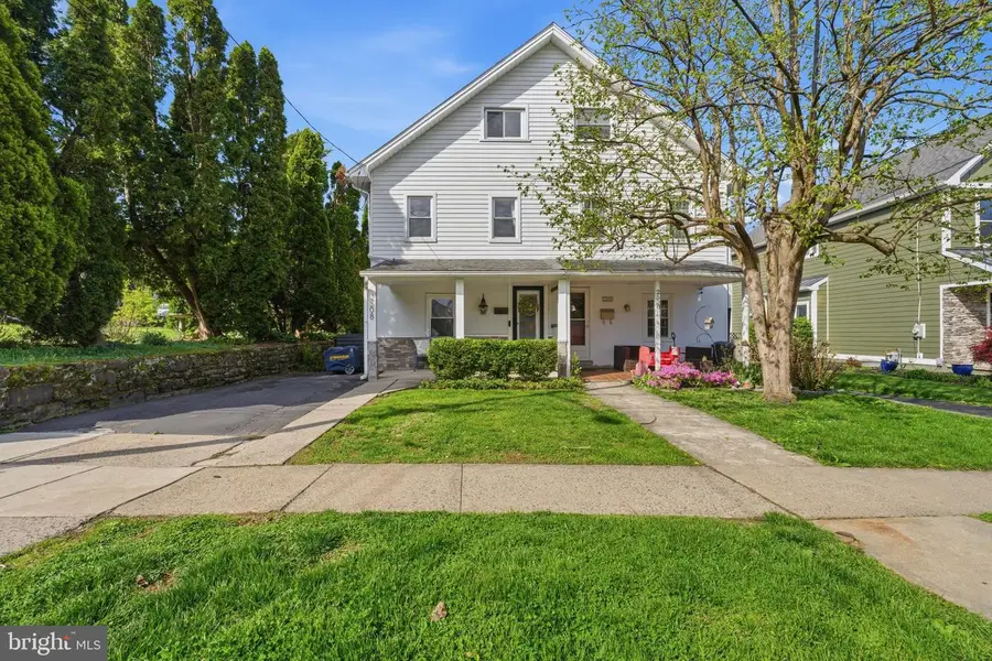 2508 Chestnut Ave, Ardmore, PA 19003 - #2