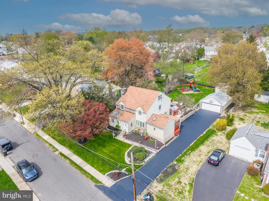 320 Prospect Rd, Springfield, PA 19064 - #2