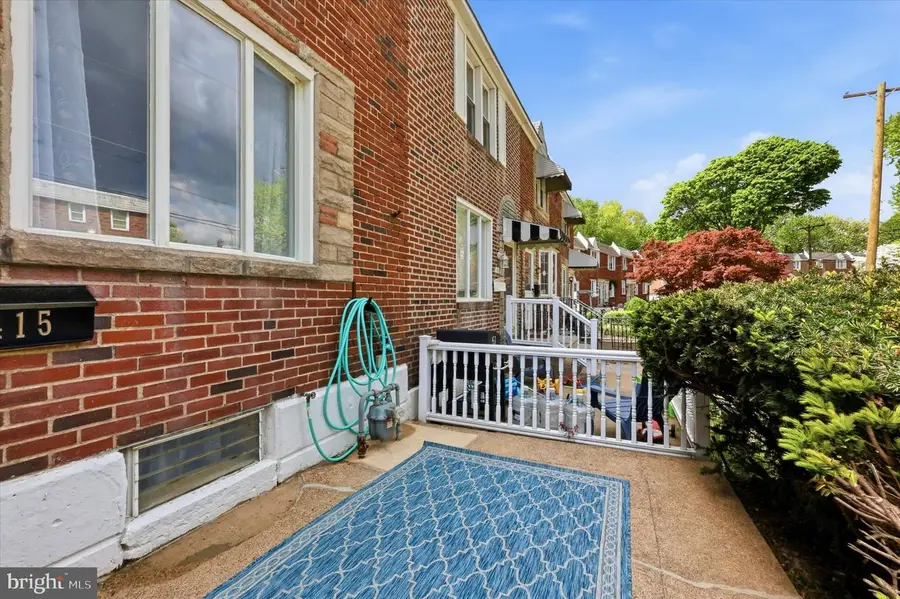 415 Park Dr, Glenolden, PA 19036 - #2