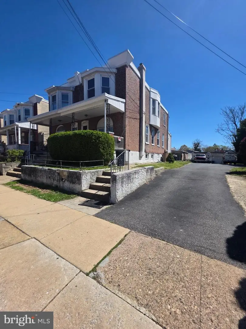 1245 E 11th St, Crum Lynne, PA 19022 - #1