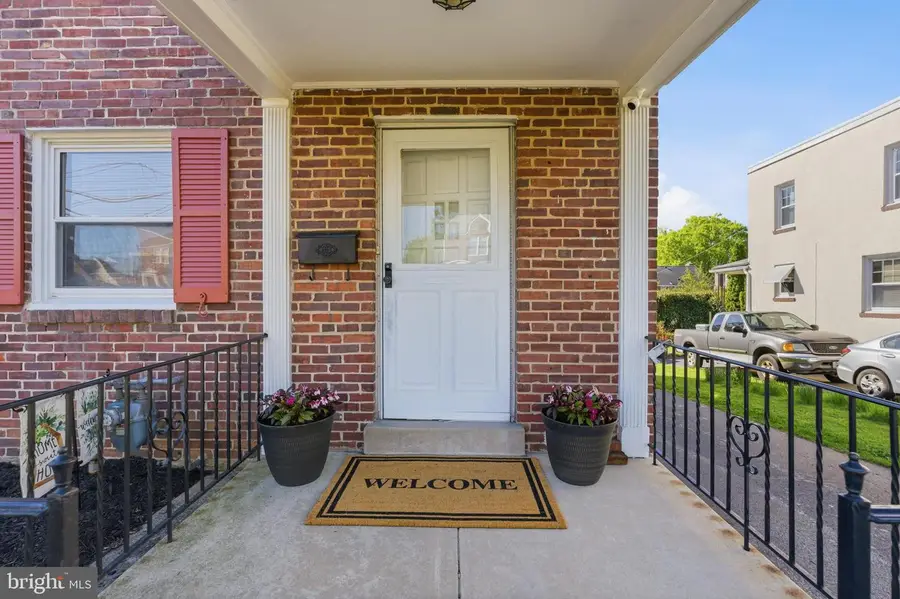 31 W Marthart Ave, Havertown, PA 19083 - #3