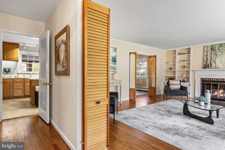 210 Timber Jump Ln, Media, PA 19063 - #3