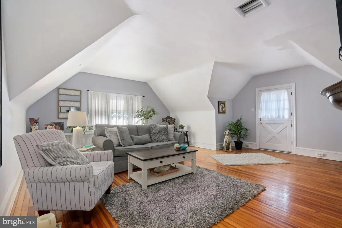 118 Montrose Ave #c, Bryn Mawr, PA 19010 - #1
