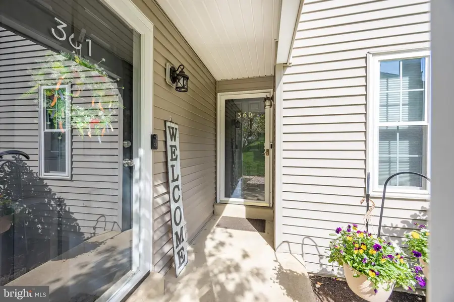 360 Cashel Ct #360, Aston, PA 19014 - #2