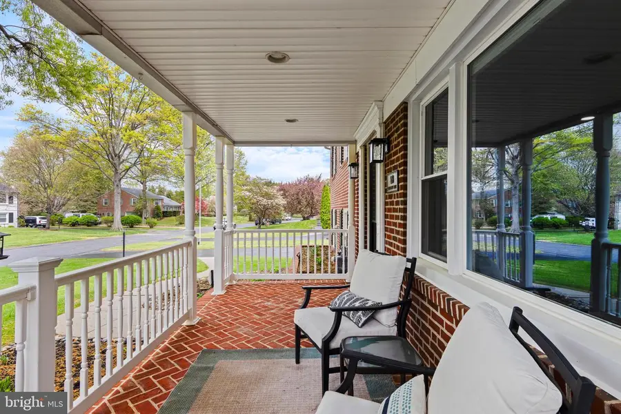 108 Canterbury Dr, Wallingford, PA 19086 - #3