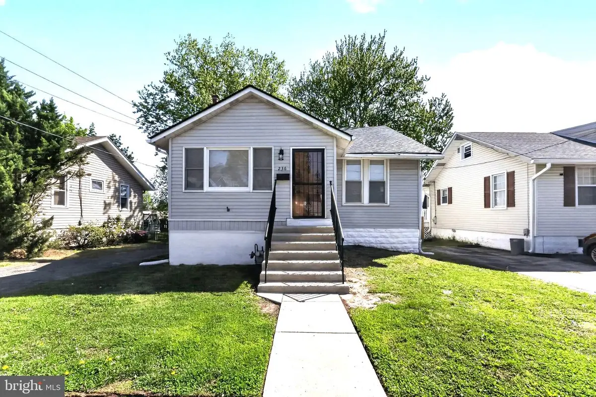 236 Winona Ave, Holmes, PA 19043 - #1