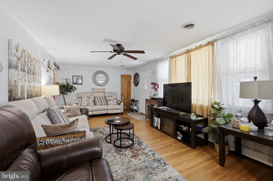 723 Sharon Ave, Collingdale, PA 19023 - #2