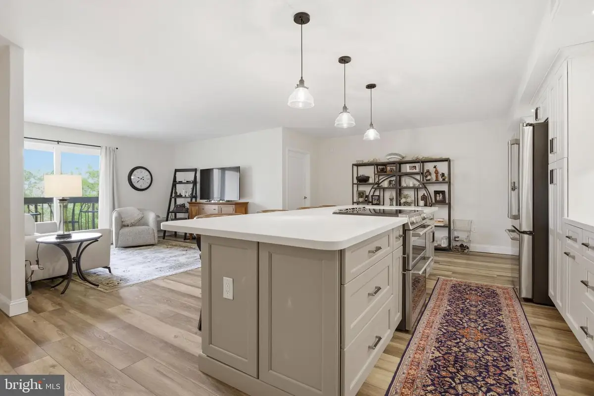 800 Avondale Rd #5k, Wallingford, PA 19086 - #1