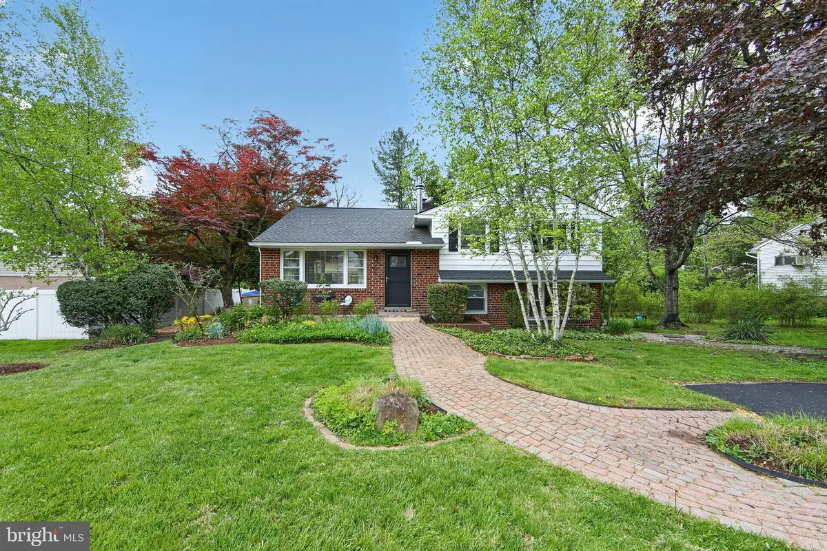 3520 Caley Rd, Newtown Square, PA 19073 - #1