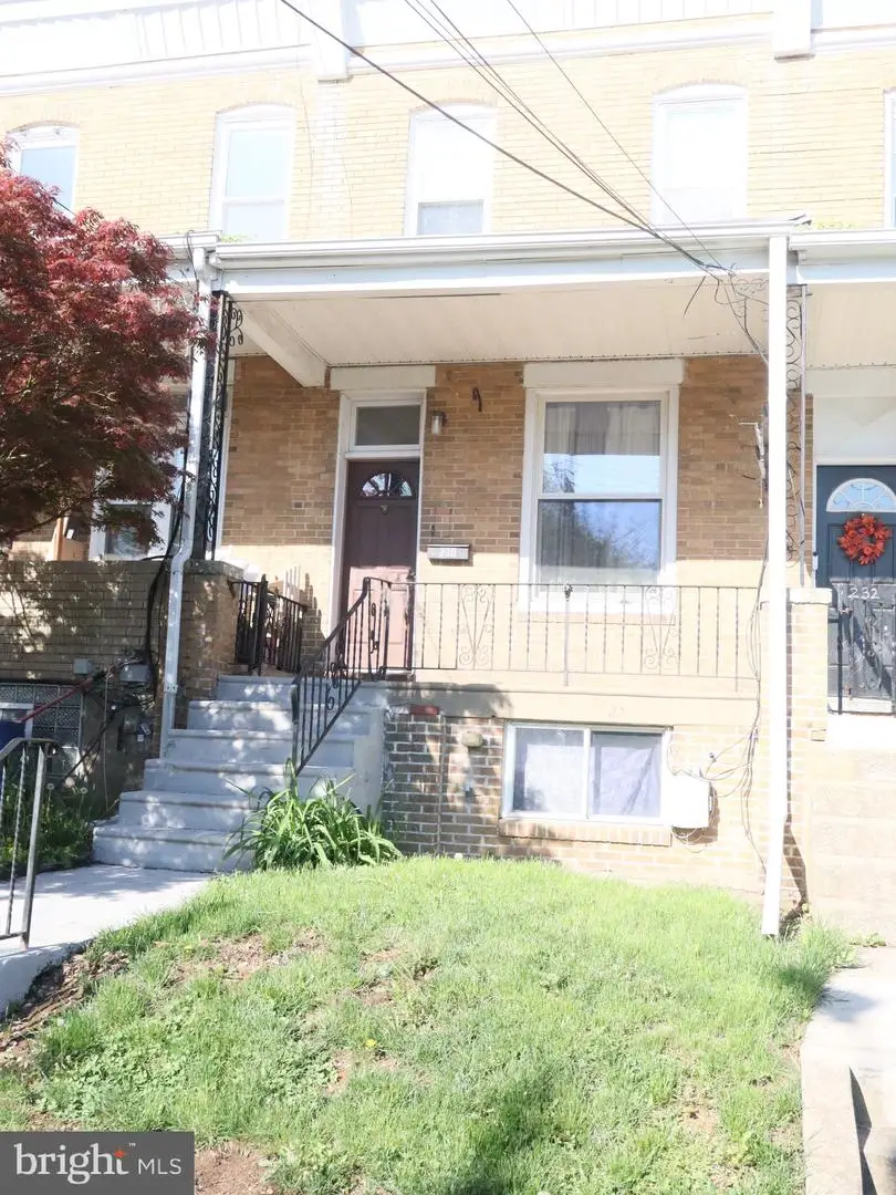 230 N Sycamore Ave, Clifton Heights, PA 19018 - #2
