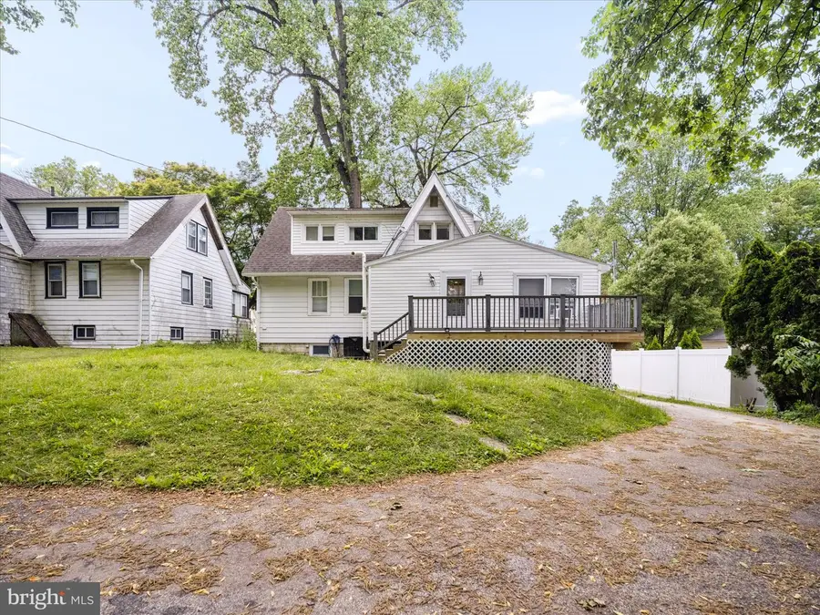 303 W Maryland Ave, Aldan, PA 19018 - #3