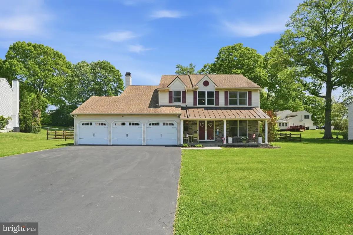 4317 Trophy, Upper Chichester, PA 19061 - #1