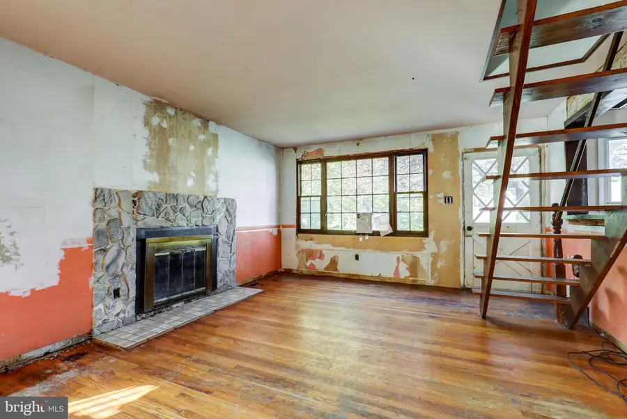 105 Garfield Ave, Norwood, PA 19074 - #3