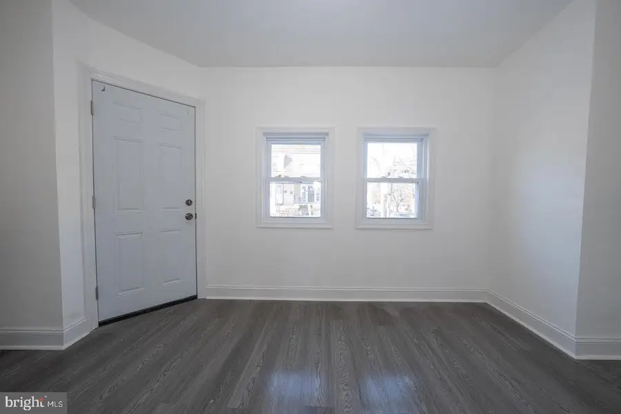 501 Millbank Rd, Upper Darby, PA 19082 - #3