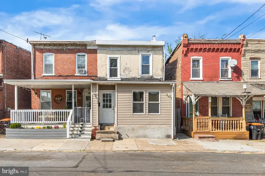 622 Green St, Chester, PA 19013 - #2