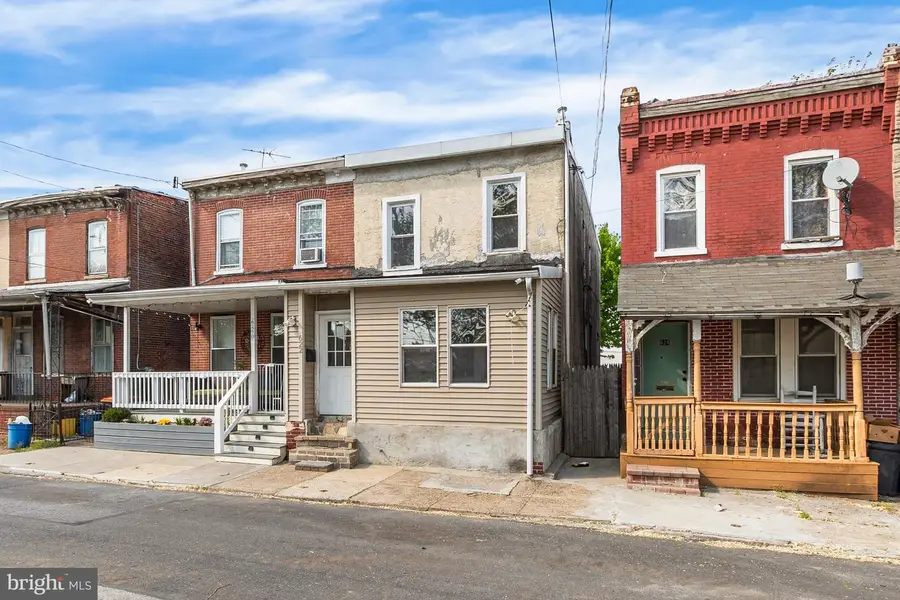 622 Green St, Chester, PA 19013 - #3