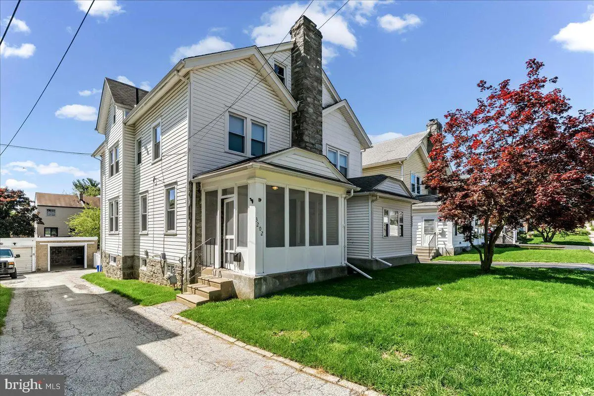 3202 Marshall Rd, Drexel Hill, PA 19026 - #1