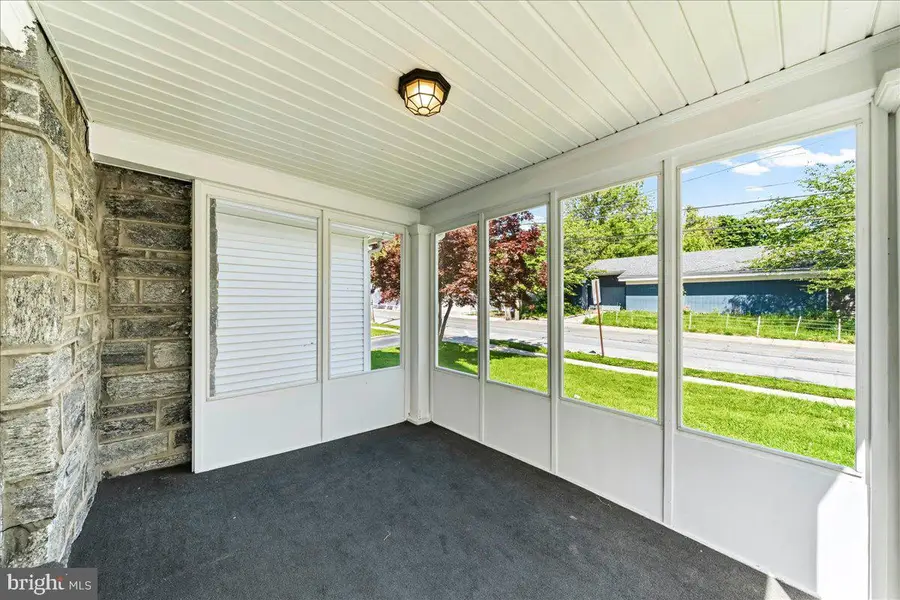 3202 Marshall Rd, Drexel Hill, PA 19026 - #3