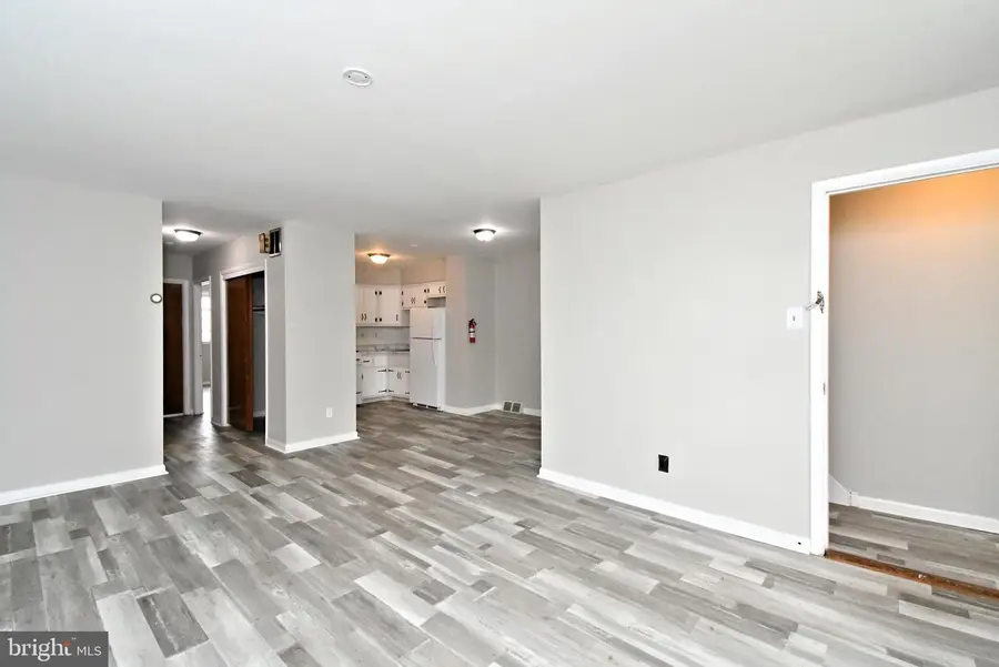356 Beverly Blvd, Upper Darby, PA 19082 - #3
