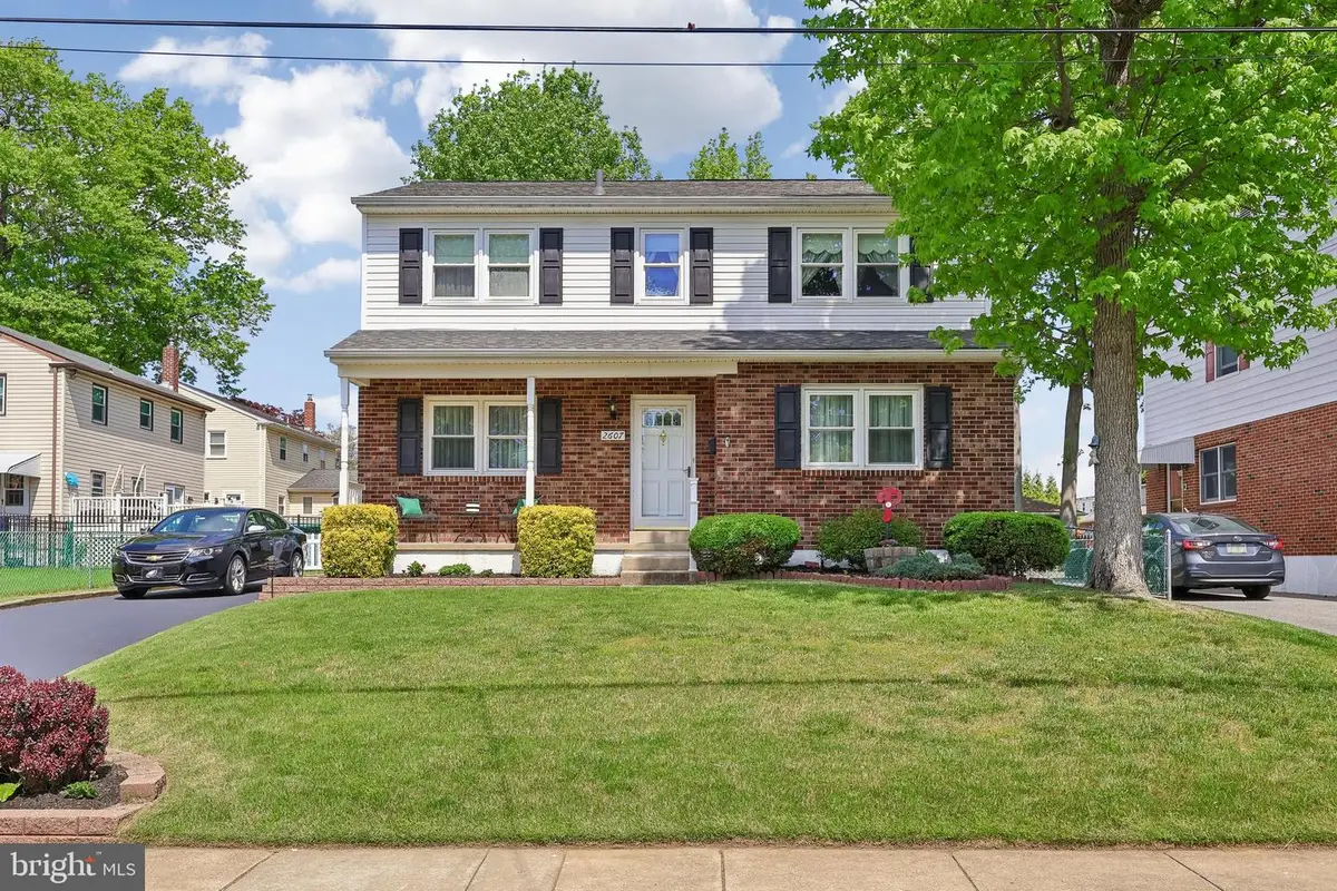 2607 Grand, Holmes, PA 19043 - #1