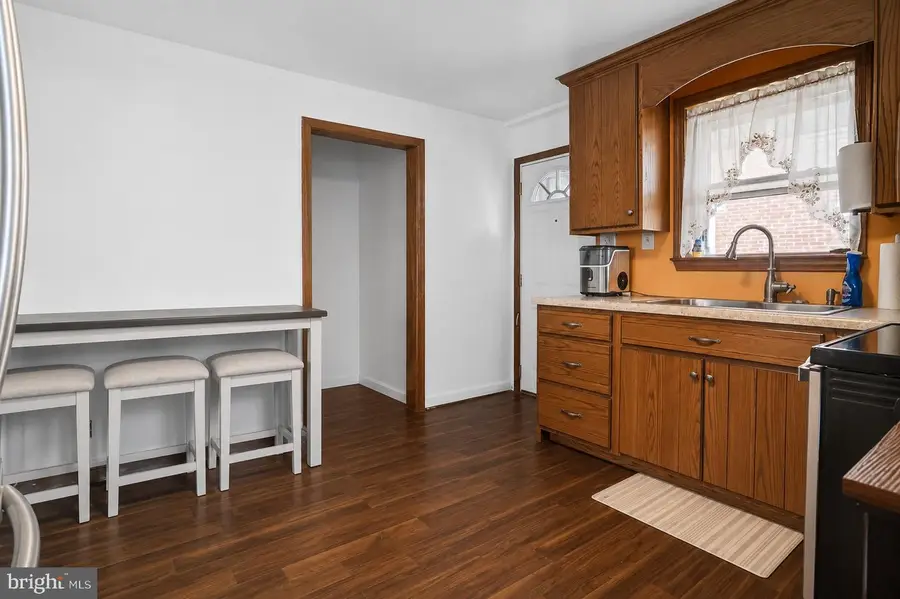 962 Thornton Rd, Upper Chichester, PA 19061 - #3